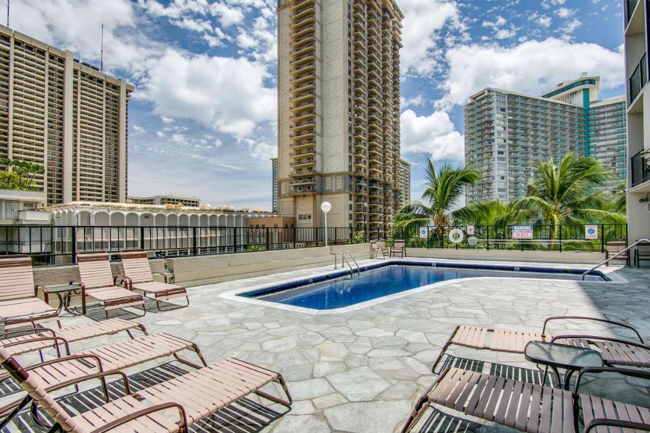 Renovated With City View At Aqua Palms Waikiki Honolulu Exteriör bild