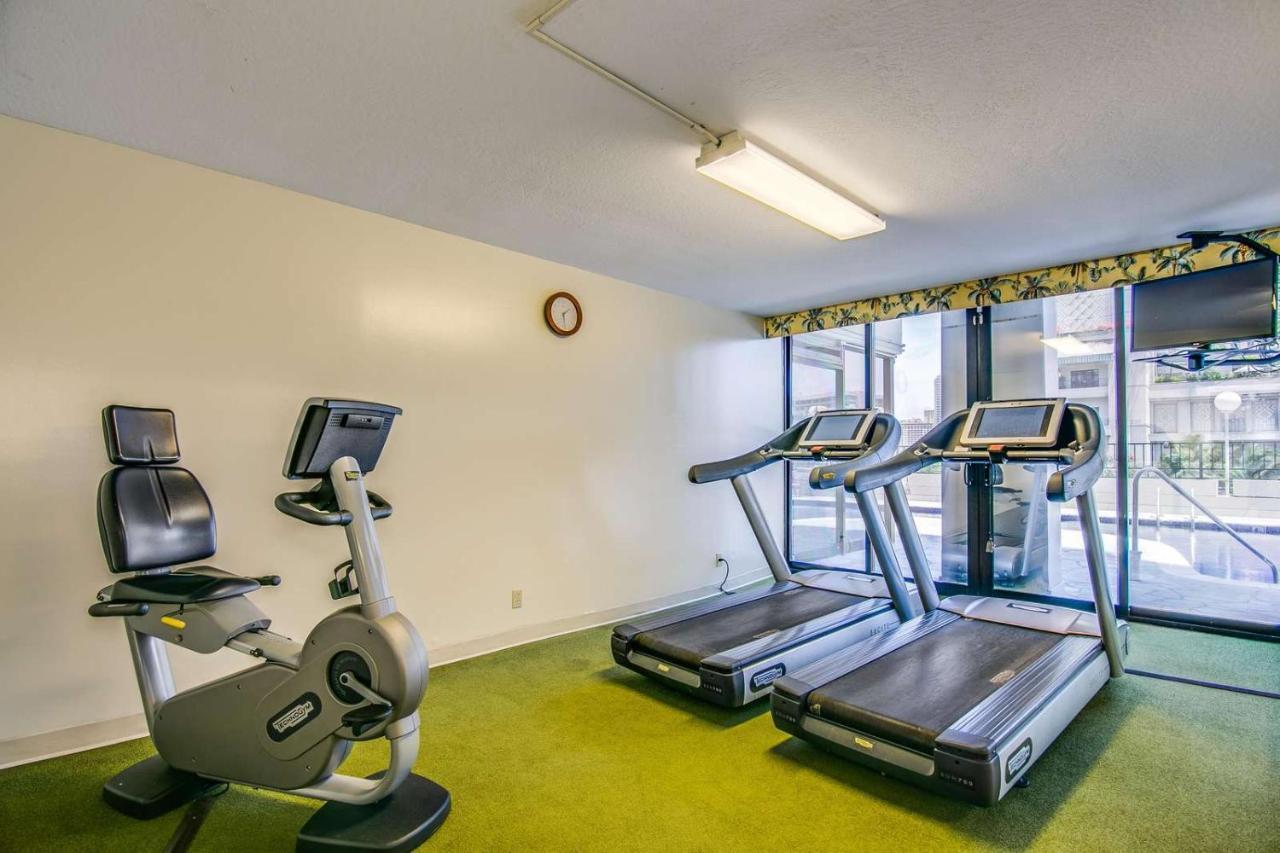 Renovated With City View At Aqua Palms Waikiki Honolulu Exteriör bild