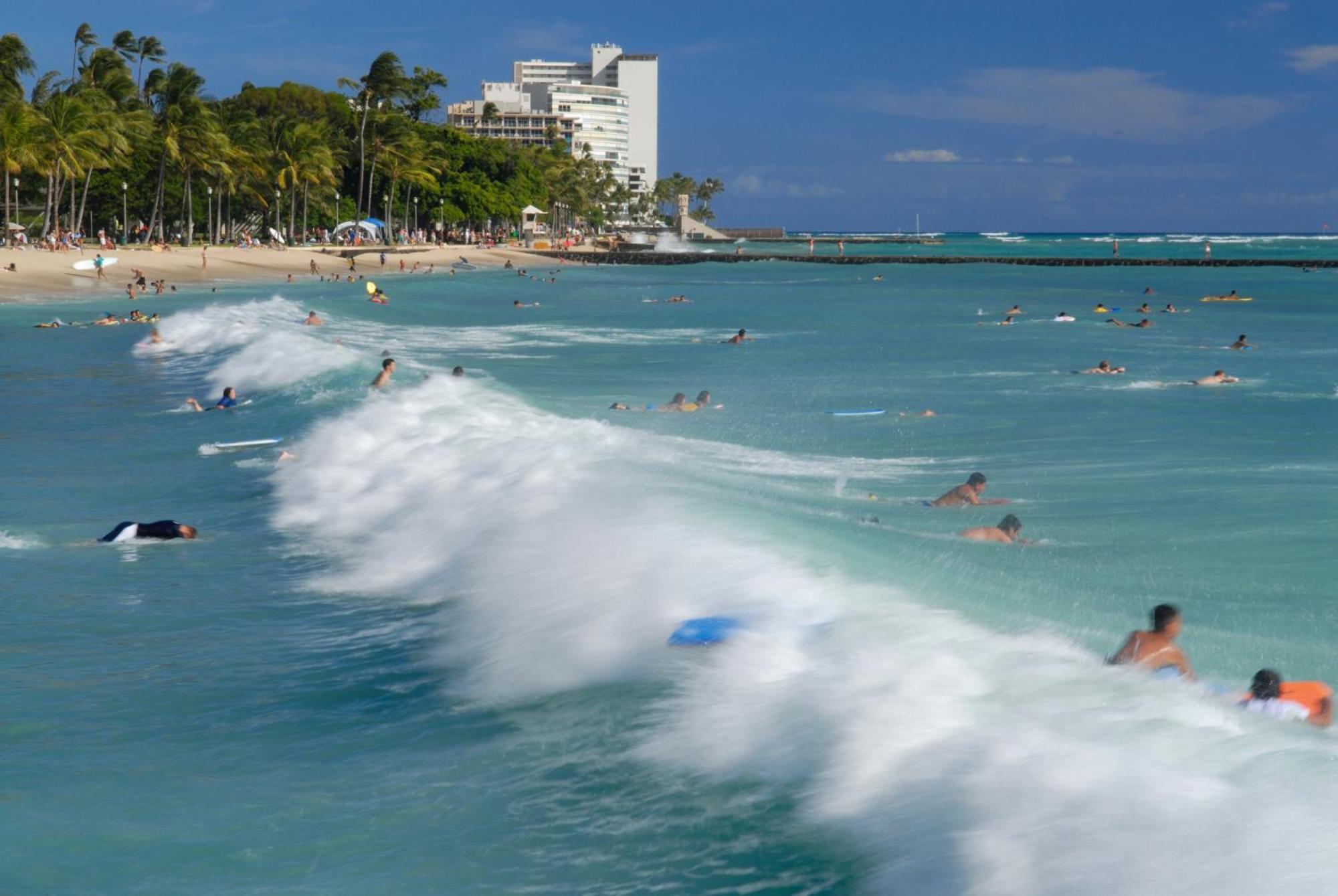 Renovated With City View At Aqua Palms Waikiki Honolulu Exteriör bild